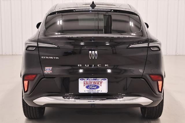 2025 Buick NV Avenir FWD