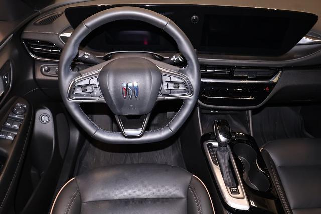2025 Buick NV Avenir FWD