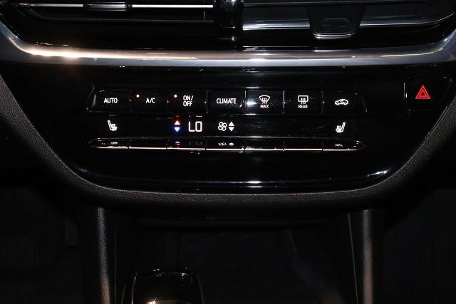 2025 Buick NV Avenir FWD