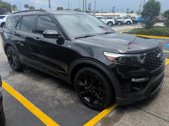 2023 Ford Explorer ST-Line