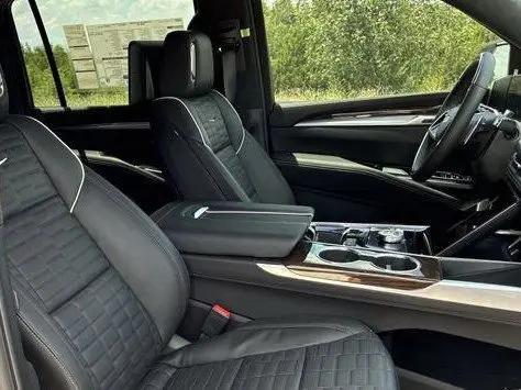 2026 Cadillac Escalade ESV Platinum Sport