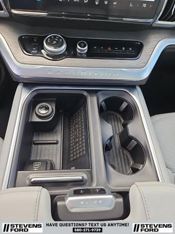 2025 Ford Expedition Platinum MAX