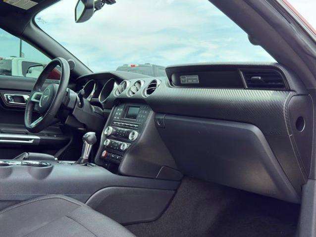 2015 Ford Mustang V6
