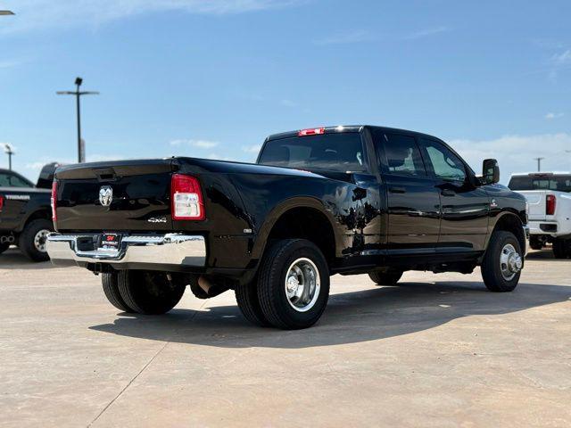 2024 Ram 3500 Tradesman Crew Cab 4x4 8' Box