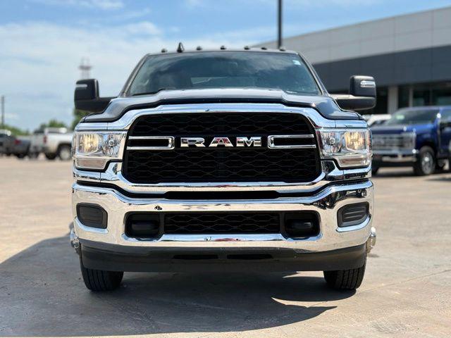 2024 Ram 3500 Tradesman Crew Cab 4x4 8' Box