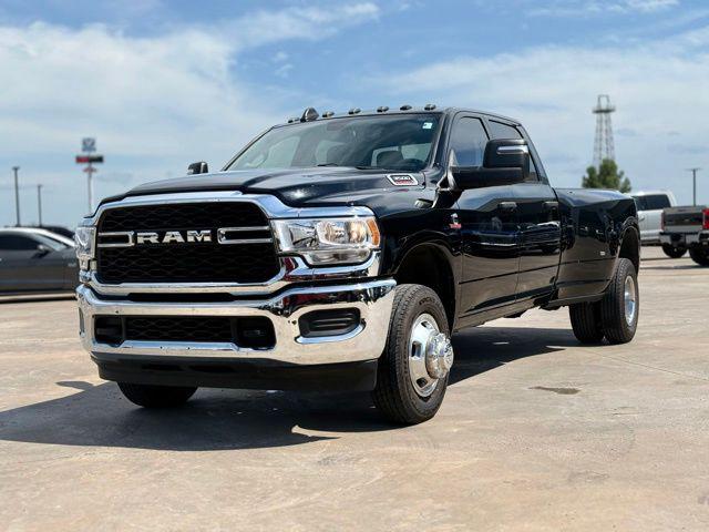2024 Ram 3500 Tradesman Crew Cab 4x4 8' Box
