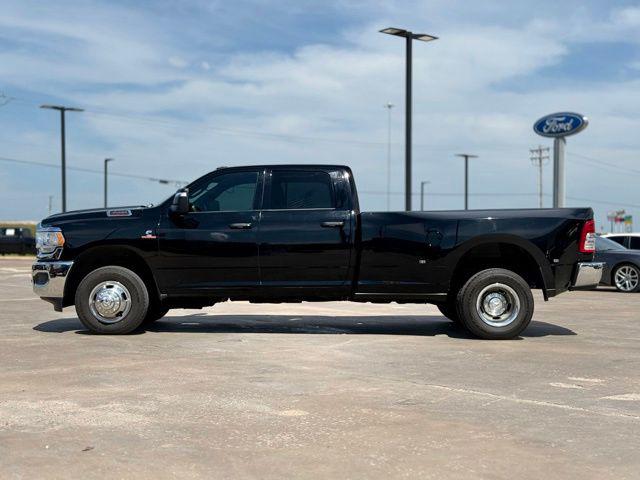 2024 Ram 3500 Tradesman Crew Cab 4x4 8' Box