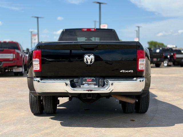 2024 Ram 3500 Tradesman Crew Cab 4x4 8' Box