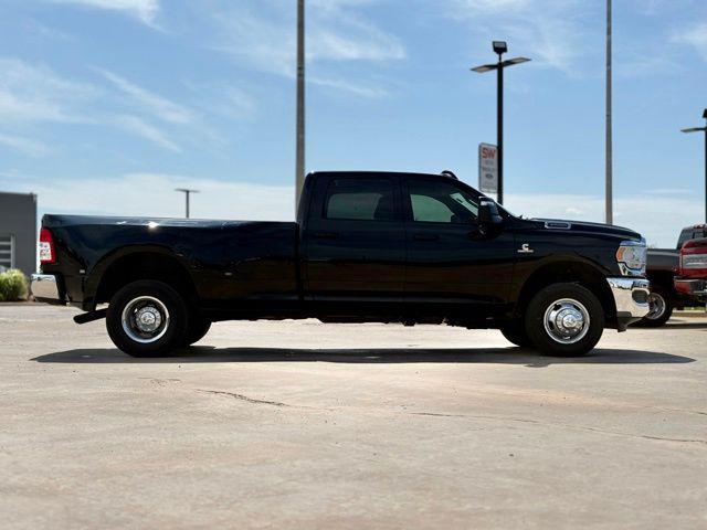 2024 Ram 3500 Tradesman Crew Cab 4x4 8' Box