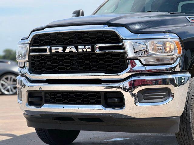 2024 Ram 3500 Tradesman Crew Cab 4x4 8' Box