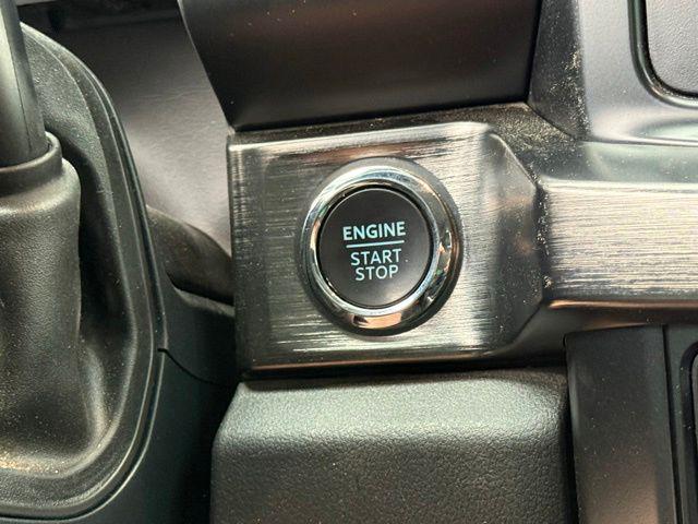 2023 Chevrolet Silverado 1500 4WD Crew Cab Short Bed LTZ