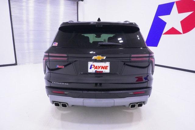 2026 Chevrolet Traverse FWD LT