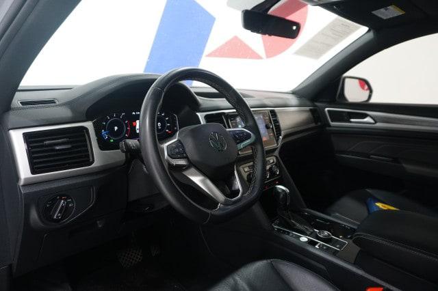2022 Volkswagen Atlas Cross Sport 2.0T SE w/Technology