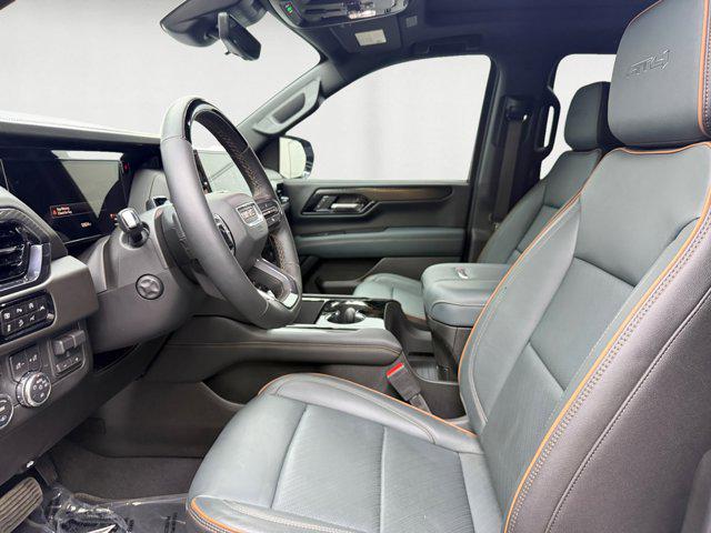 2025 GMC Yukon XL 4WD AT4