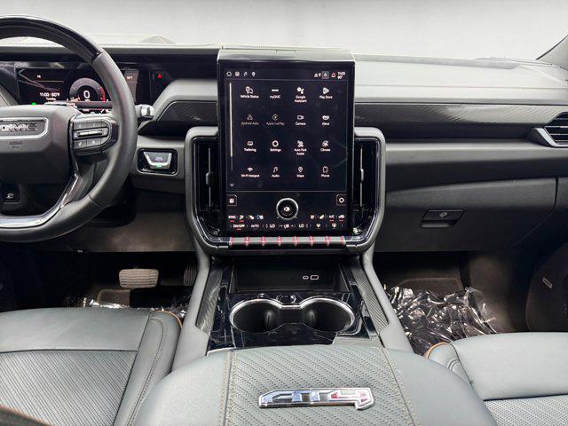 2025 GMC Yukon XL 4WD AT4