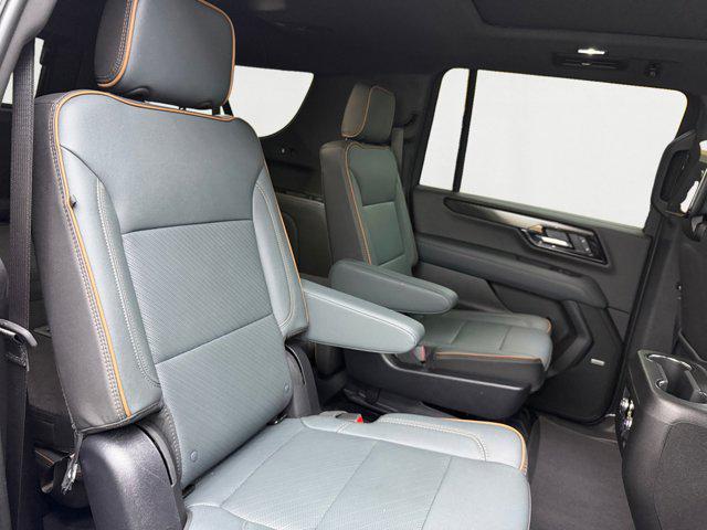 2025 GMC Yukon XL 4WD AT4