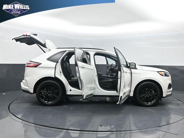 2022 Ford Edge ST-Line