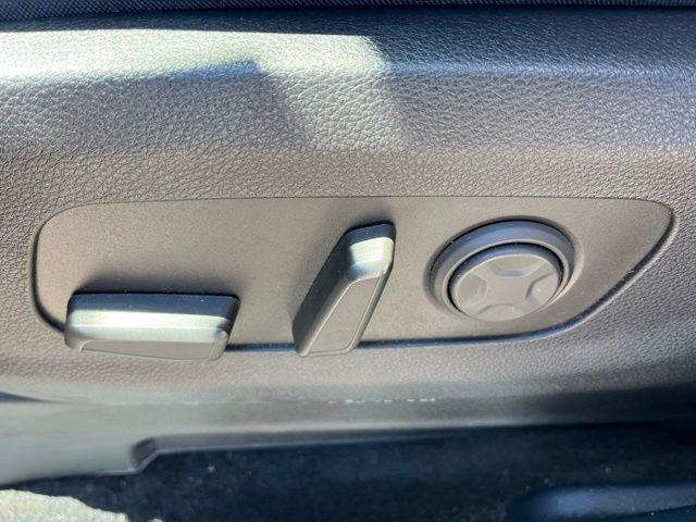 2025 Kia Carnival MPV EX