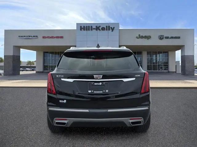 2022 Cadillac XT5 FWD Premium Luxury