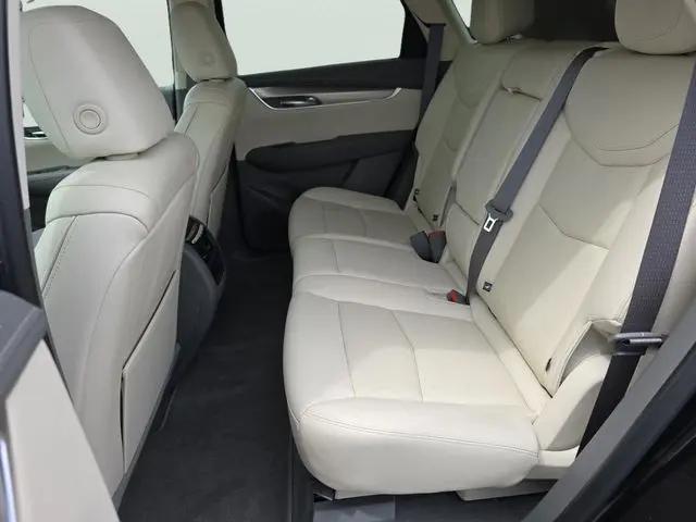 2022 Cadillac XT5 FWD Premium Luxury