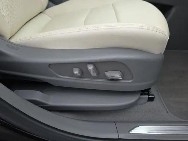 2022 Cadillac XT5 FWD Premium Luxury