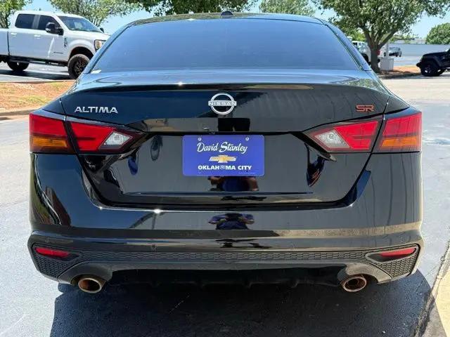 2023 Nissan Altima SR FWD