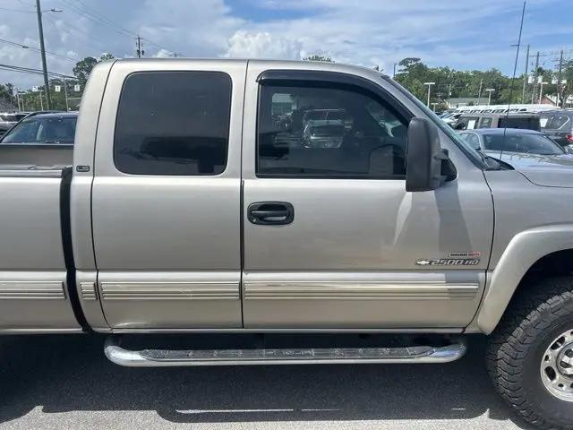 2002 Chevrolet Silverado 2500HD LS