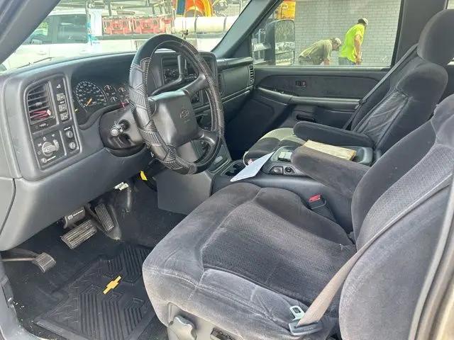 2002 Chevrolet Silverado 2500HD LS