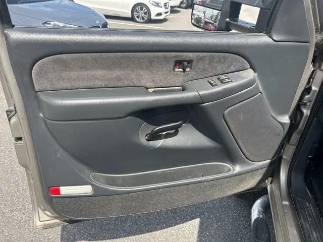 2002 Chevrolet Silverado 2500HD LS