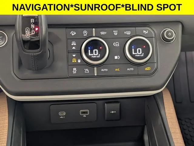 2023 Land Rover Defender 110 SE