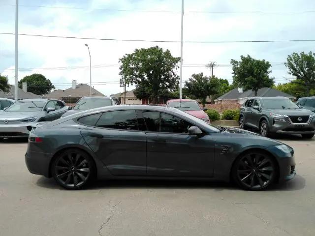 2016 Tesla Model S P90D