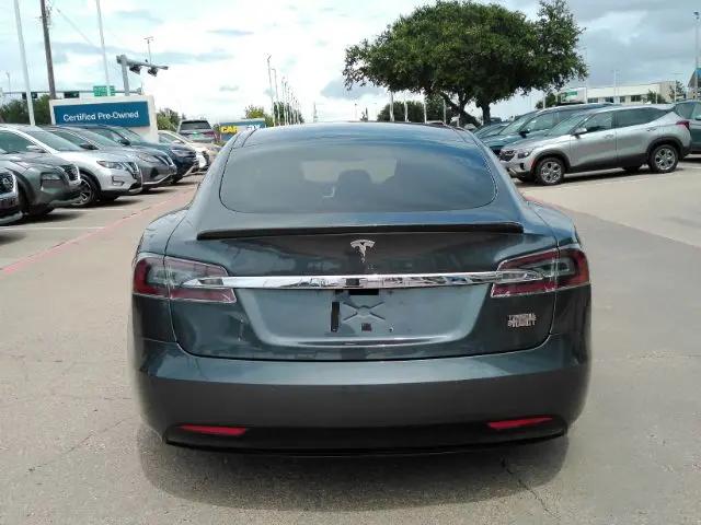 2016 Tesla Model S P90D