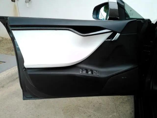 2016 Tesla Model S P90D