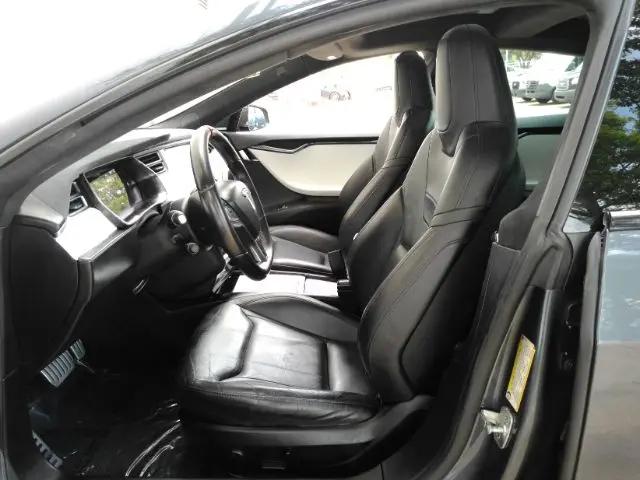 2016 Tesla Model S P90D