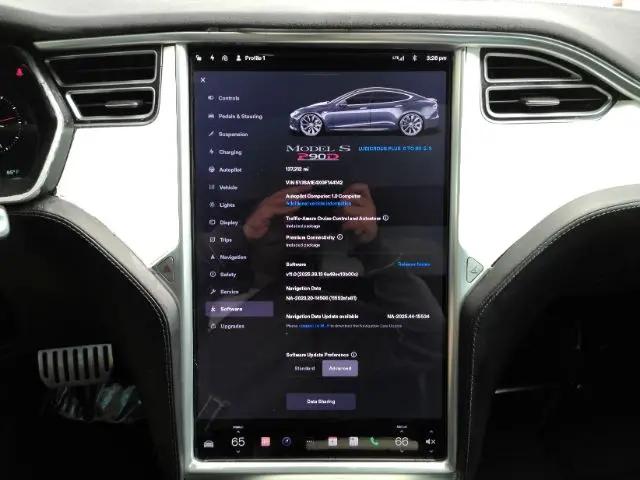 2016 Tesla Model S P90D