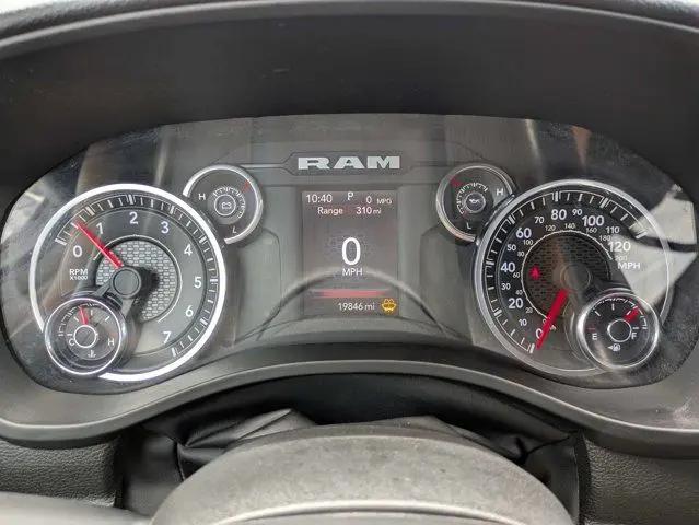 2025 Ram 1500 Tradesman Crew Cab 4x4 5'7" Box