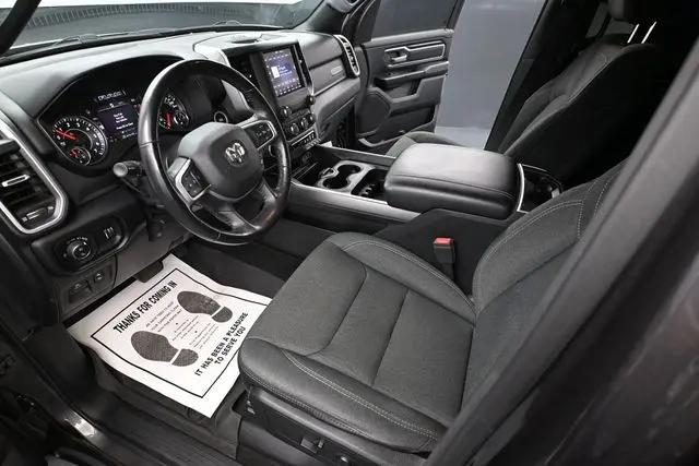 2020 Ram 1500 Big Horn Crew Cab 4x4 5'7" Box