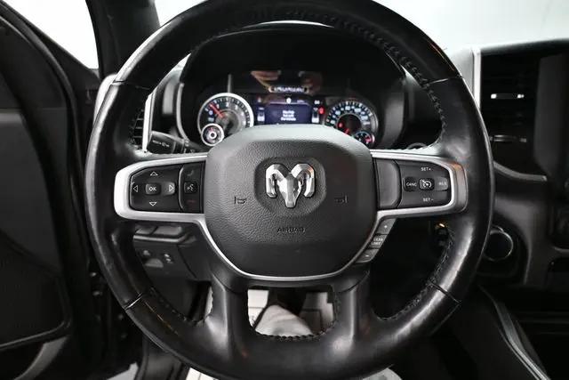 2020 Ram 1500 Big Horn Crew Cab 4x4 5'7" Box