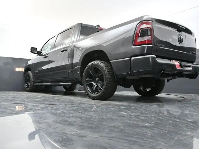 2020 Ram 1500 Big Horn Crew Cab 4x4 5'7" Box