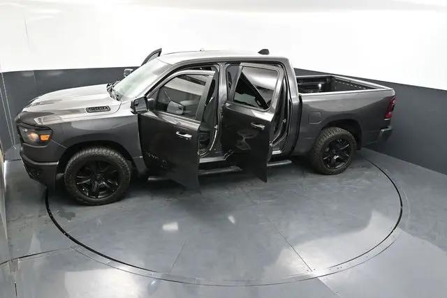2020 Ram 1500 Big Horn Crew Cab 4x4 5'7" Box