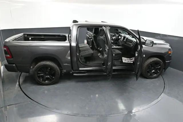 2020 Ram 1500 Big Horn Crew Cab 4x4 5'7" Box