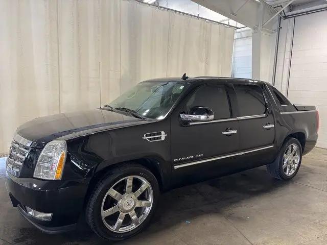 2011 Cadillac Escalade EXT Luxury for sale in Defiance, OH