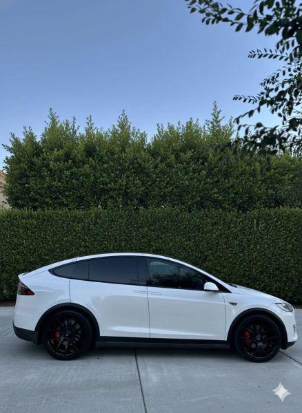 2016 Tesla Model X P100D