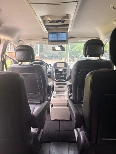 2012 Chrysler Town & Country Touring-L