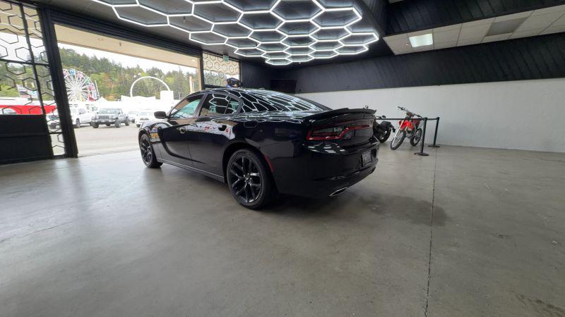 2019 Dodge Charger SXT RWD