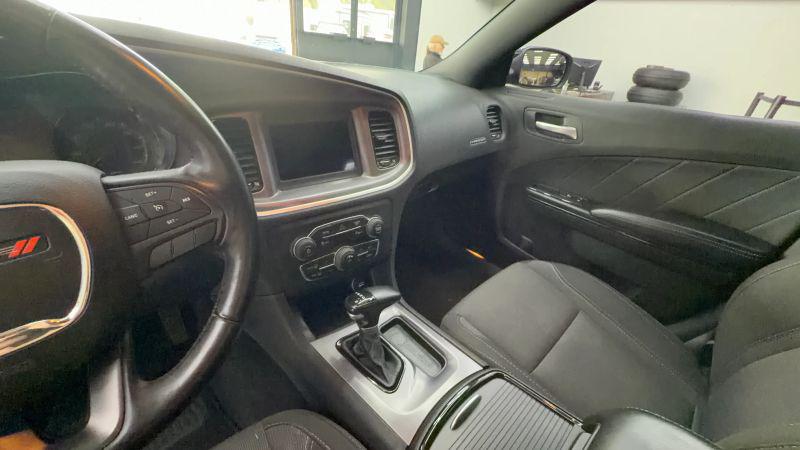 2019 Dodge Charger SXT RWD