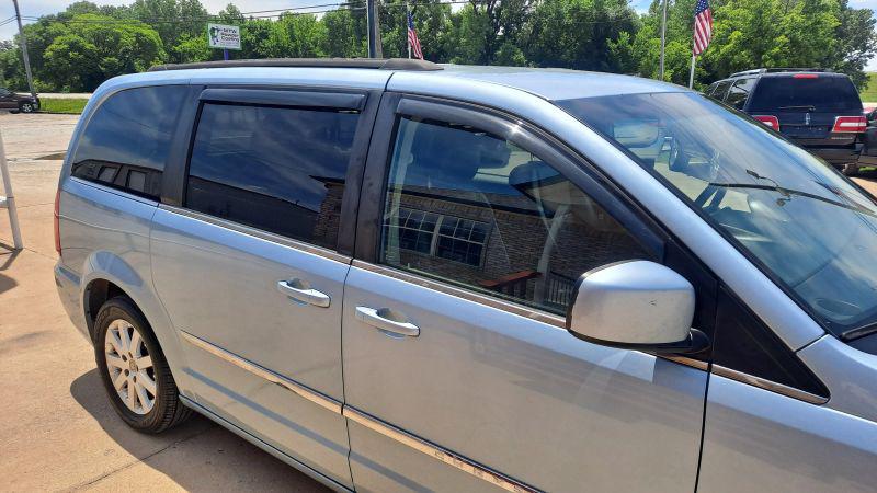 2013 Chrysler Town & Country Touring
