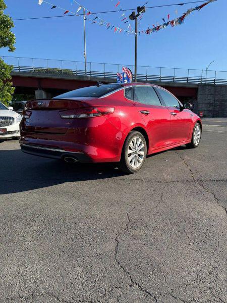 2018 Kia Optima S