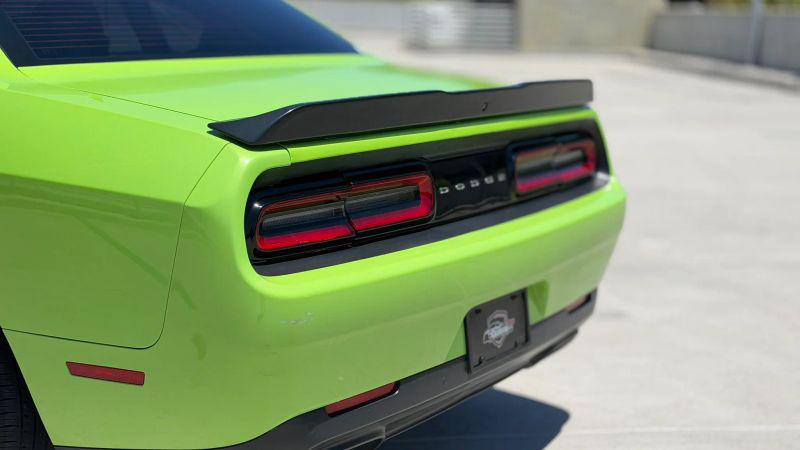 2015 Dodge Challenger R/T Shaker