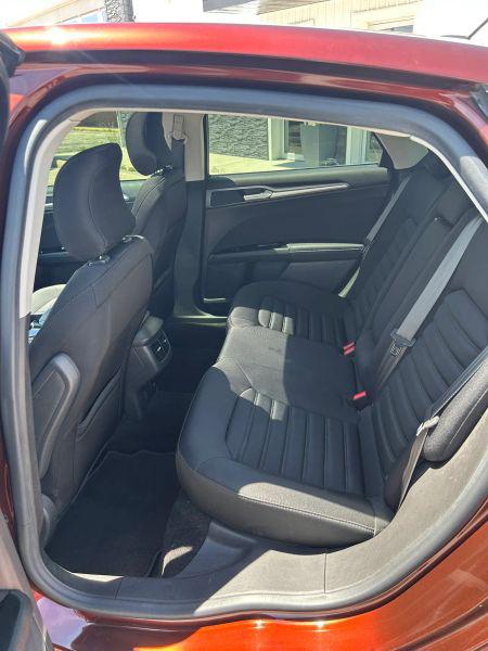2015 Ford Fusion Hybrid SE